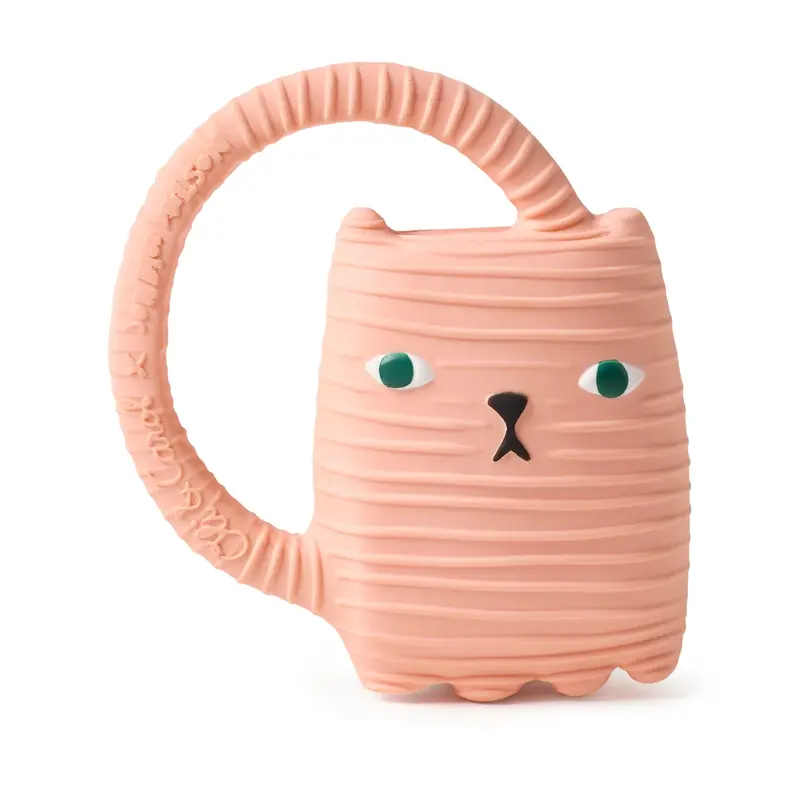 Ginge Cat Massaggiagengive
