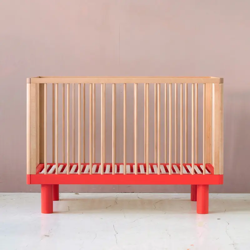 Karl & Fric NOX Cot – Lettino Evolutivo in Legno Massiccio di Betulla con Kit Junior Incluso