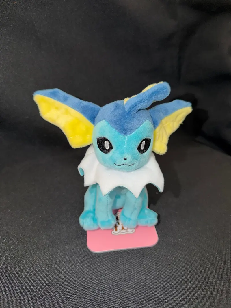 Pokemon Center TM Vaporeon Fit