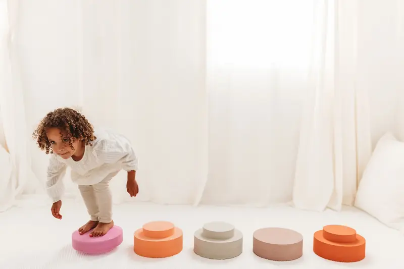 Rainbow chair Earth Moes Play - Giochi sostenibili